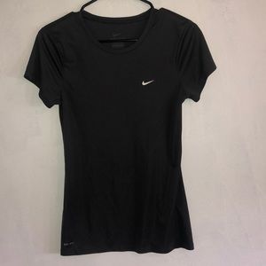 NIKE dark grey t-shirt